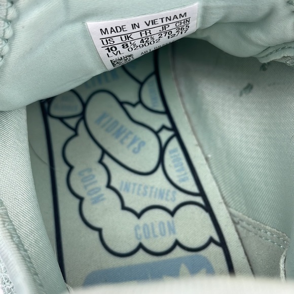 Adidas x Pharrell Williams Human Race - Picture 5 of 7